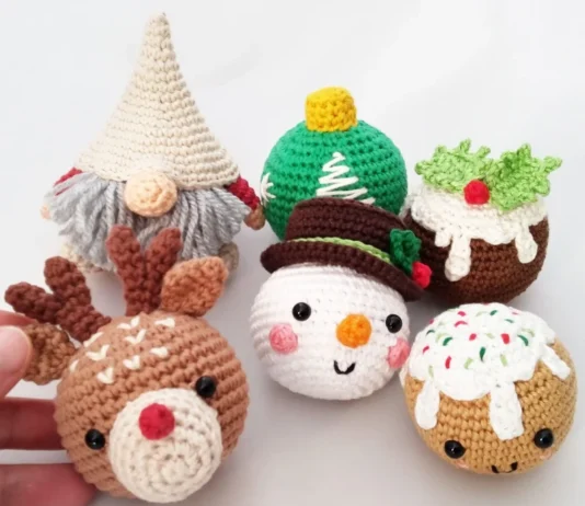 7 Amigurumi Crochet Patterns for Christmas Baubles Crochet Patterns Christmas Baubles