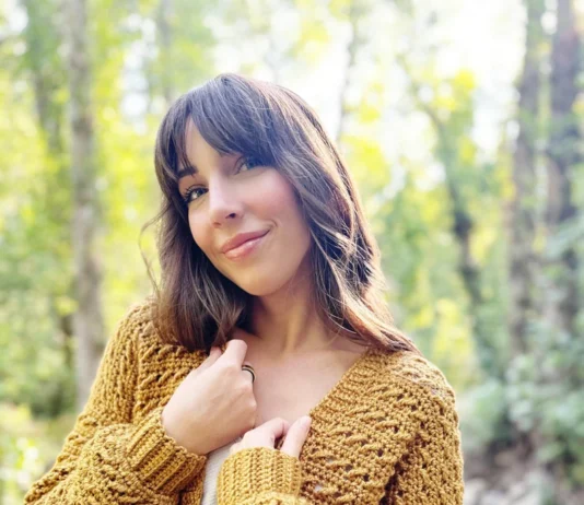 Maeve Cardigan Crochet Pattern Maeve Cardigan Crochet Pattern