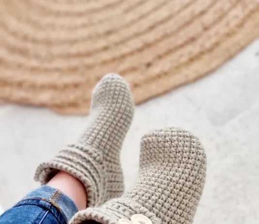 Crochet Pattern for Socks and Slippers Crochet Pattern for Socks and Slippers