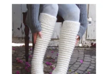 North Pole Knee-high Socks Crochet Pattern! North Pole Knee-high Socks Crochet Pattern