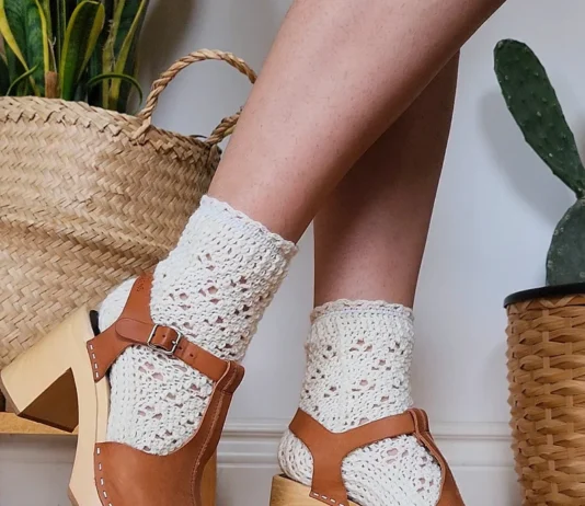 Whistling in the Dark Crochet Socks Pattern Whistling in the Dark Crochet Socks Pattern